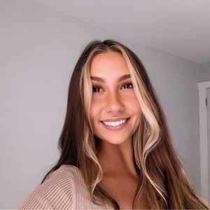 Meet your Posher, Lynsey